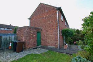 Side elevation- click for photo gallery